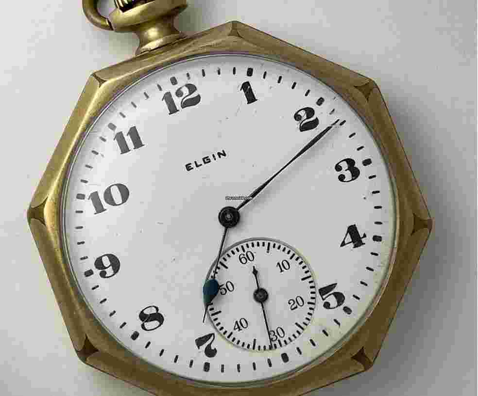 Elgin
Gold Capped Octangular Art Deco White Porcelain Dial