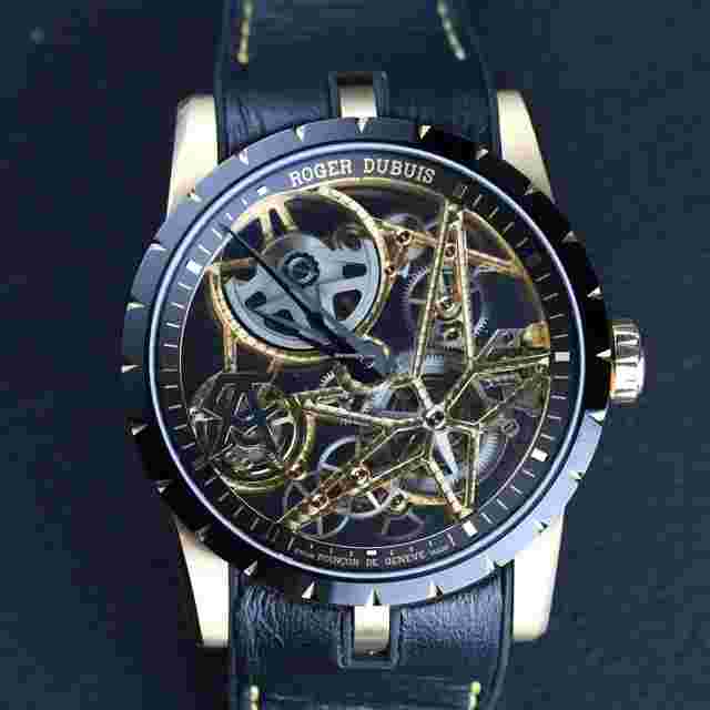 Roger Dubuis Excalibur
                           
                                 Skeleton Automatic Canelo Limited Edition