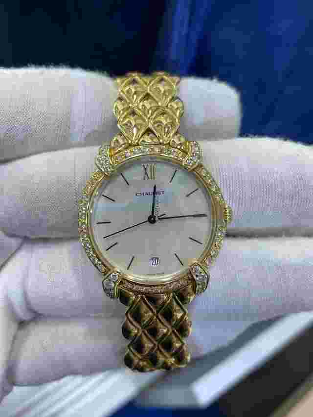 Chaumet
                           
                                 Paris Elysees 18k Gold Mother of Pearl Dial Diamond Bezel 32mm