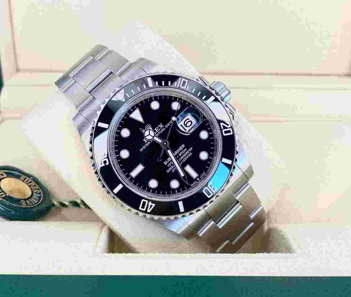 Rolex Submariner Date
Unworn Full Set 2023 126610LN