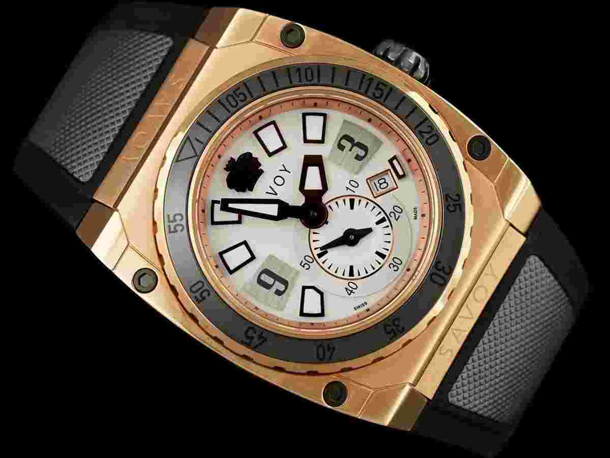 Savoy OWNED BY MARTIN SHEEN - Icon Extreme Massive Mens Rose Gold Tone Diver's Watch
