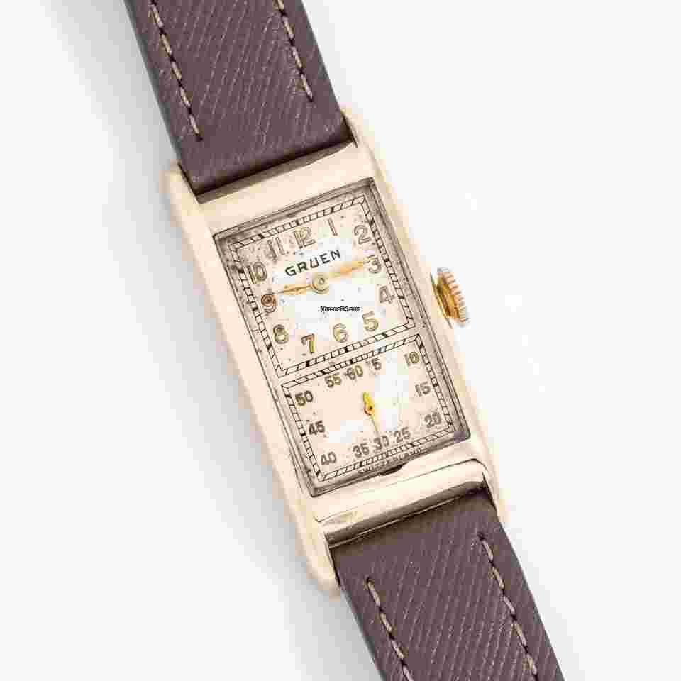 Gruen
                           
                                 1930's Vintage Gruen Rectangular Doctor's Watch in 10k Yellow Gold Filled ( 14286)