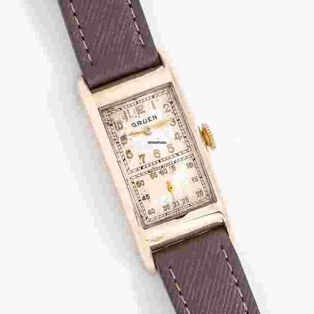 Gruen
                           
                                 1930's Vintage Gruen Rectangular Doctor's Watch in 10k Yellow Gold Filled ( 14286)