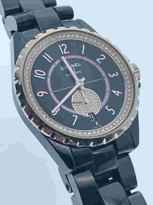 Chanel J12
                           
                                 Black Ceramic and Diamonds