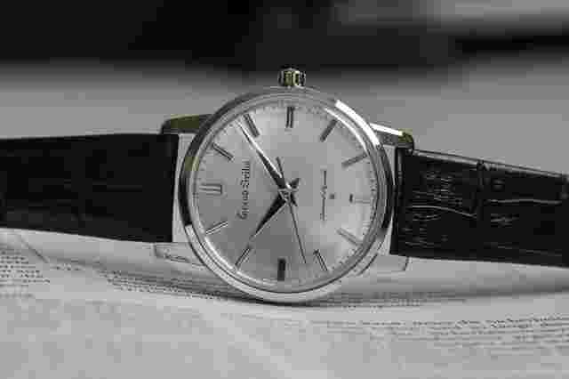 Grand Seiko Elegance Collection
                           
                                 SBGW257