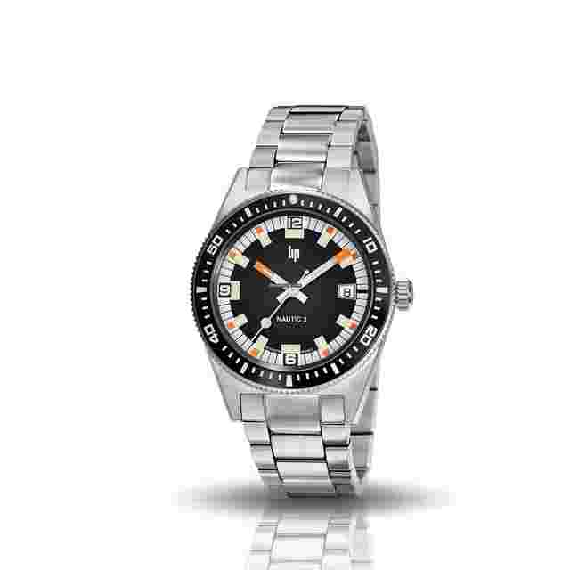 Lip
                           
                                 Nautic 3 Black 39mm STEEL