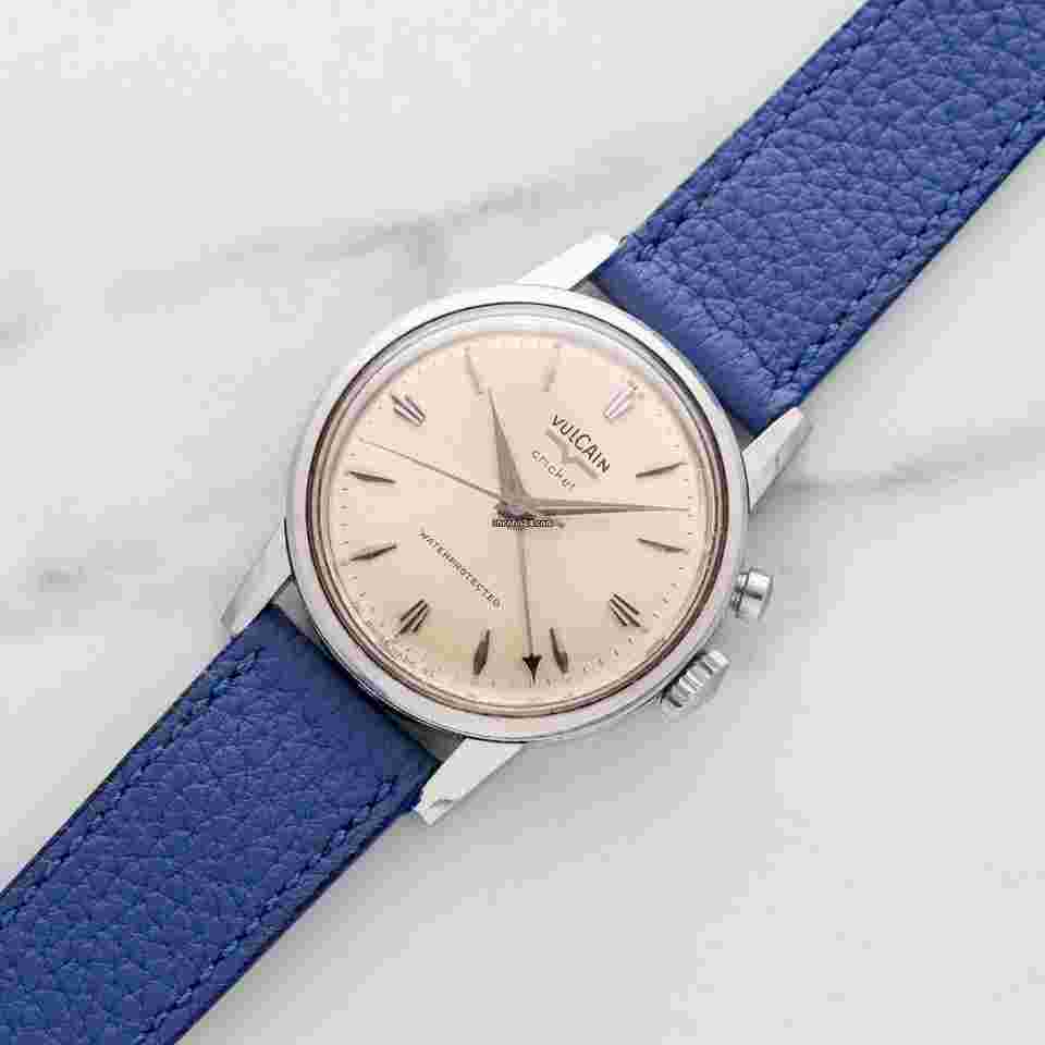 Vulcain Cricket
"Waterprotected" Alarm w/Gorgeous Patina Dial - Unpolished