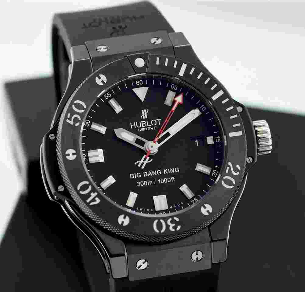 Hublot Big Bang King
                           
                                 300m Microblasted Black Ceramic & Titanium Black Magic 312.CM.1120.RX
