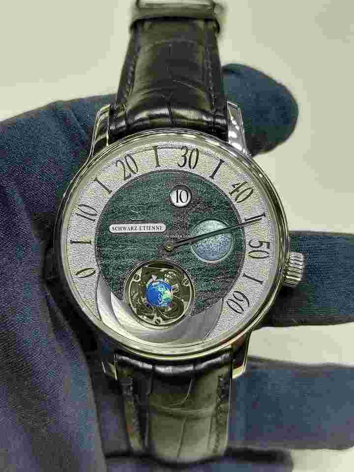 Schwarz Etienne
                           
                                 TSE 300.21