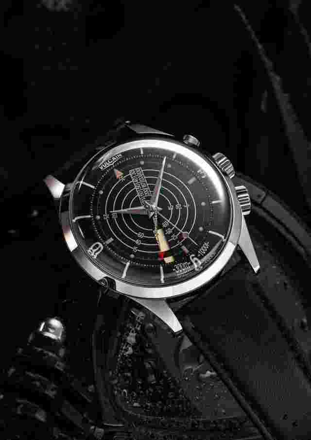 Vulcain Nautical
                           
                                 Black - Beige Patina - Sapphire Crystal - Open Caseback - Black Leather