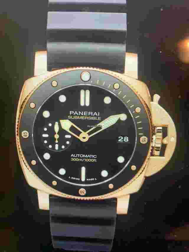 Panerai Submersible
                           
                                 Goldtech 42mm Pam02164
