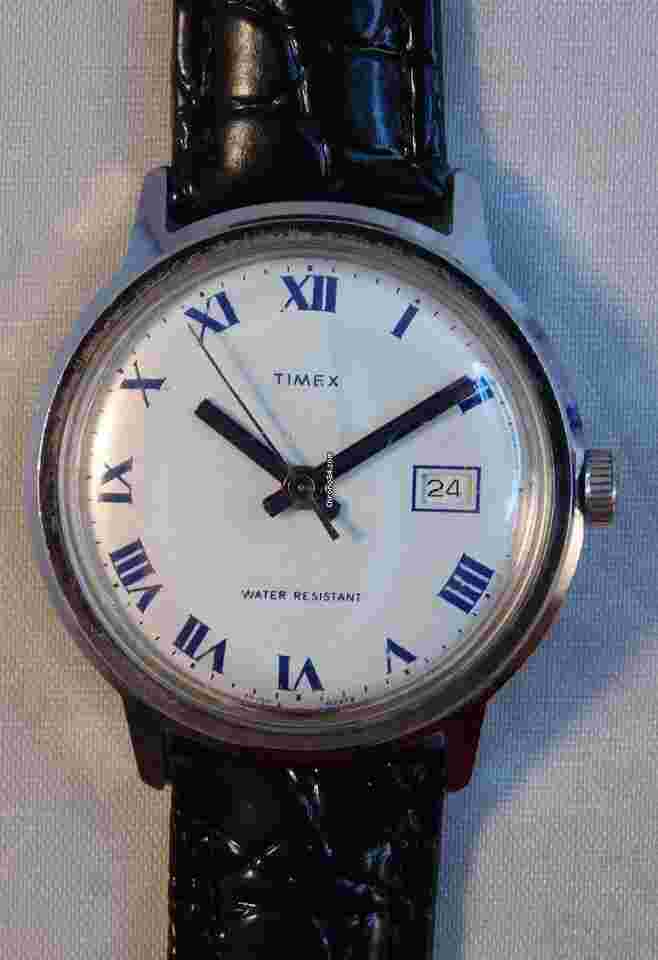 Timex
Marlin Date Circa 1974 Roman Numeral Dial Stainless Steel Mens Watch....33mm