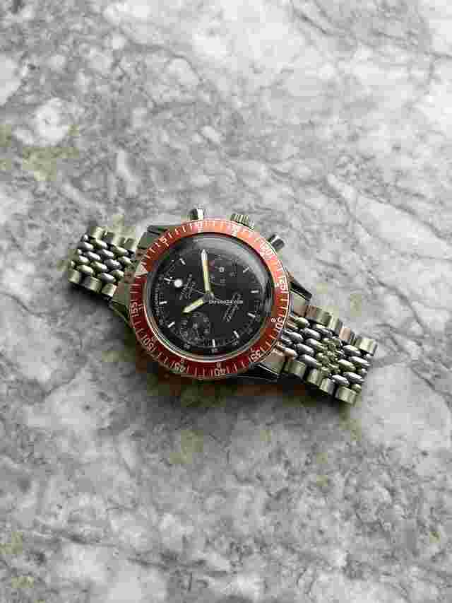 Wittnauer
                           
                                 Professional Vintage Chronograph 70s Ref. 7004A Manual Wind Black Dial 40mm.