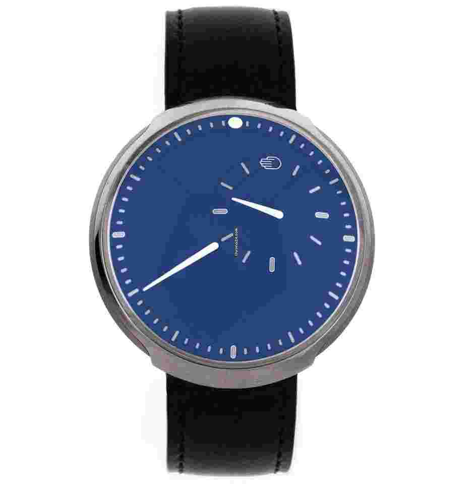 Ressence
Type 8 Blue Dial Titanium 42.9mm Type 8.1C