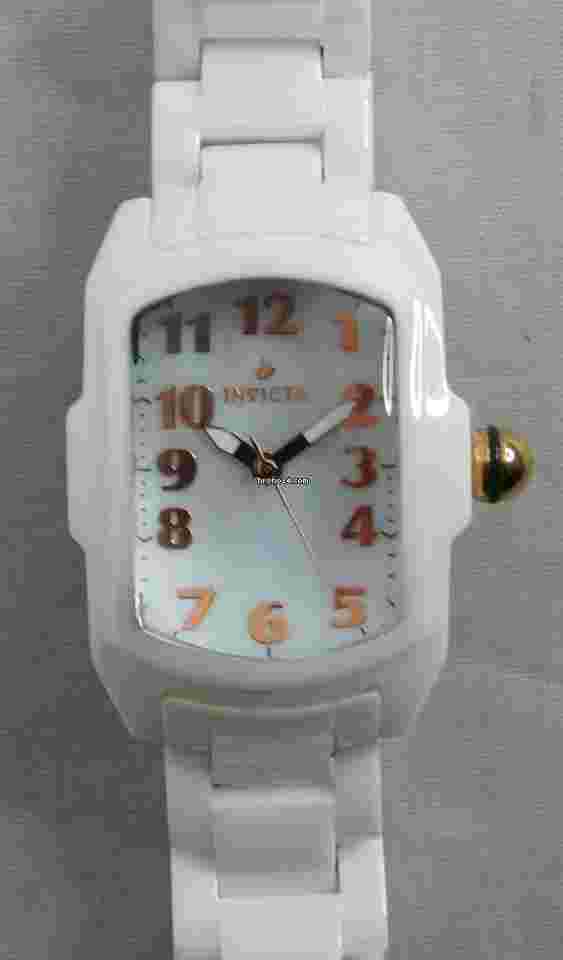 Invicta
Lupah Model 1962 White Ceramic With White MOP Dial Ladies Watch....29mm