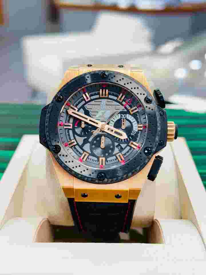 Hublot King Power
                           
                                 BIG BANG F1 Great Britain 18K Rose Gold 48mm Watch 703.OM.6912.HR.FMC12