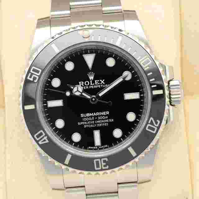 Rolex Submariner (No Date)
                           
                                 40 / 114060 / 2018 / Box & Papers / 24 Months Warranty