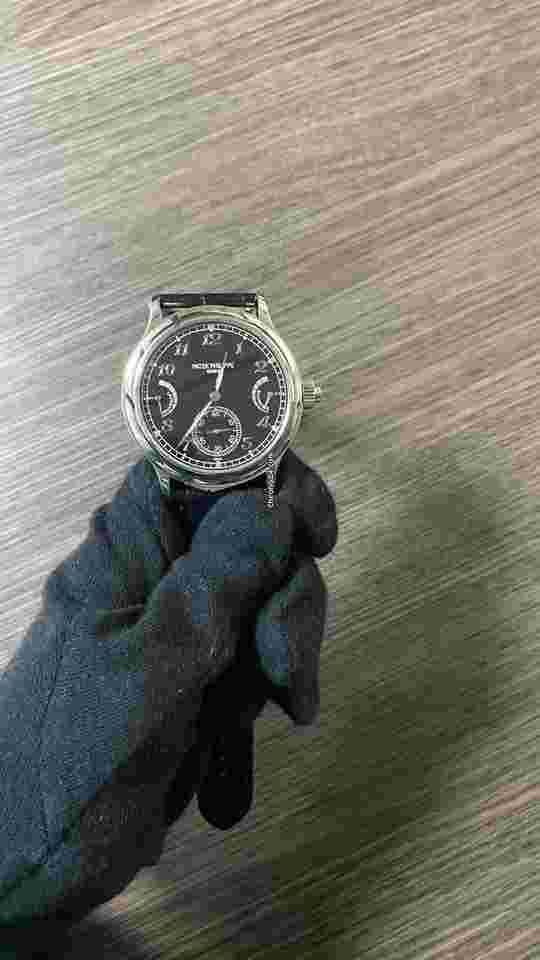 Patek Philippe Minute Repeater
                           
                                 6301P Minute Repeater Grand Sonnerie