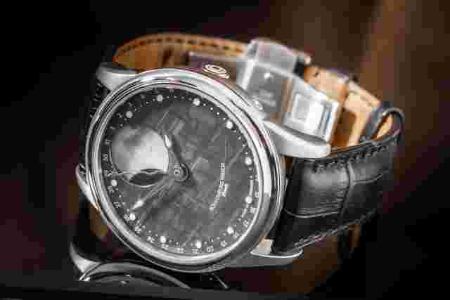 Schaumburg
                           
                                 Moon Meteorit Dial Sch-mnme Automatic 43mm Box & Papers
