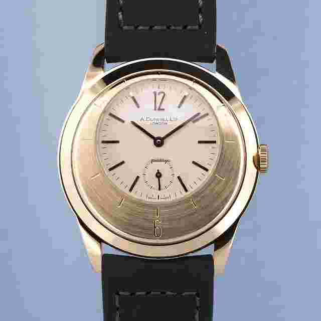 Alfred Dunhill
                           
                                 18k Yellow Gold Limited Edition 56/250 Ref. 8047