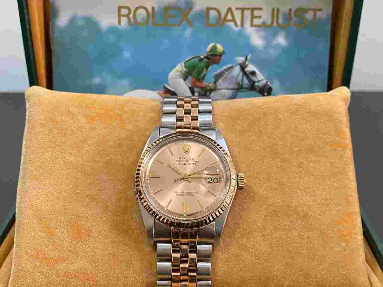 Rolex Datejust 36
Very Good Condition Datejust 36 Factory Rose Dial 2-Tone Everose Gold Steel Jubilee 1601