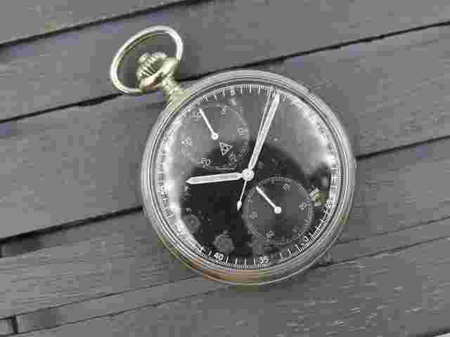 Dugena
                           
                                 chronograph minerva cal 19-9CH WW2 military kriegsmarine vintage 40's