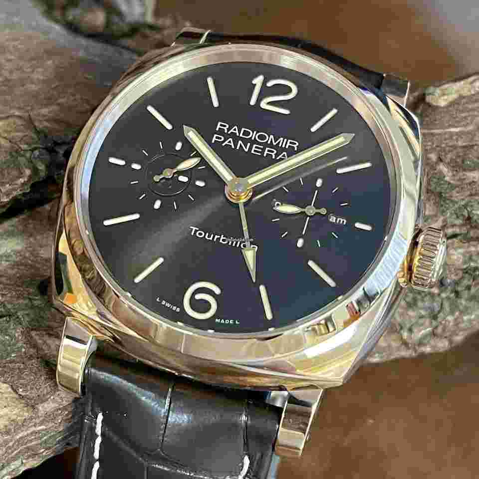 Panerai
                           
                                 Radiomir 1940 Tourbillon GMT Oro Rosso - Ref. PAM00558 - Full-Set