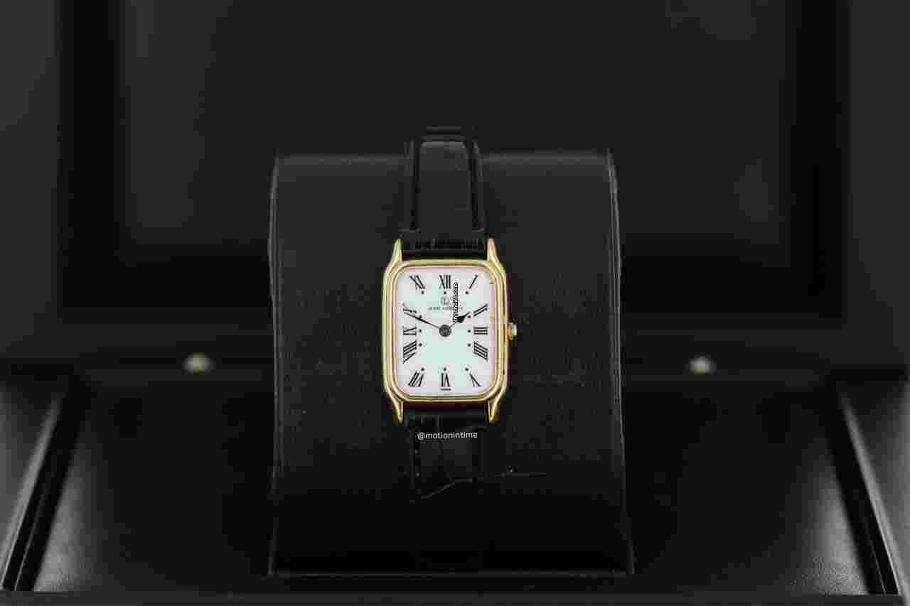 Jean Lassale
                           
                                 Tank 18kt Yellow Gold Ladies White Roman Dial Black Spade Hands 1980's