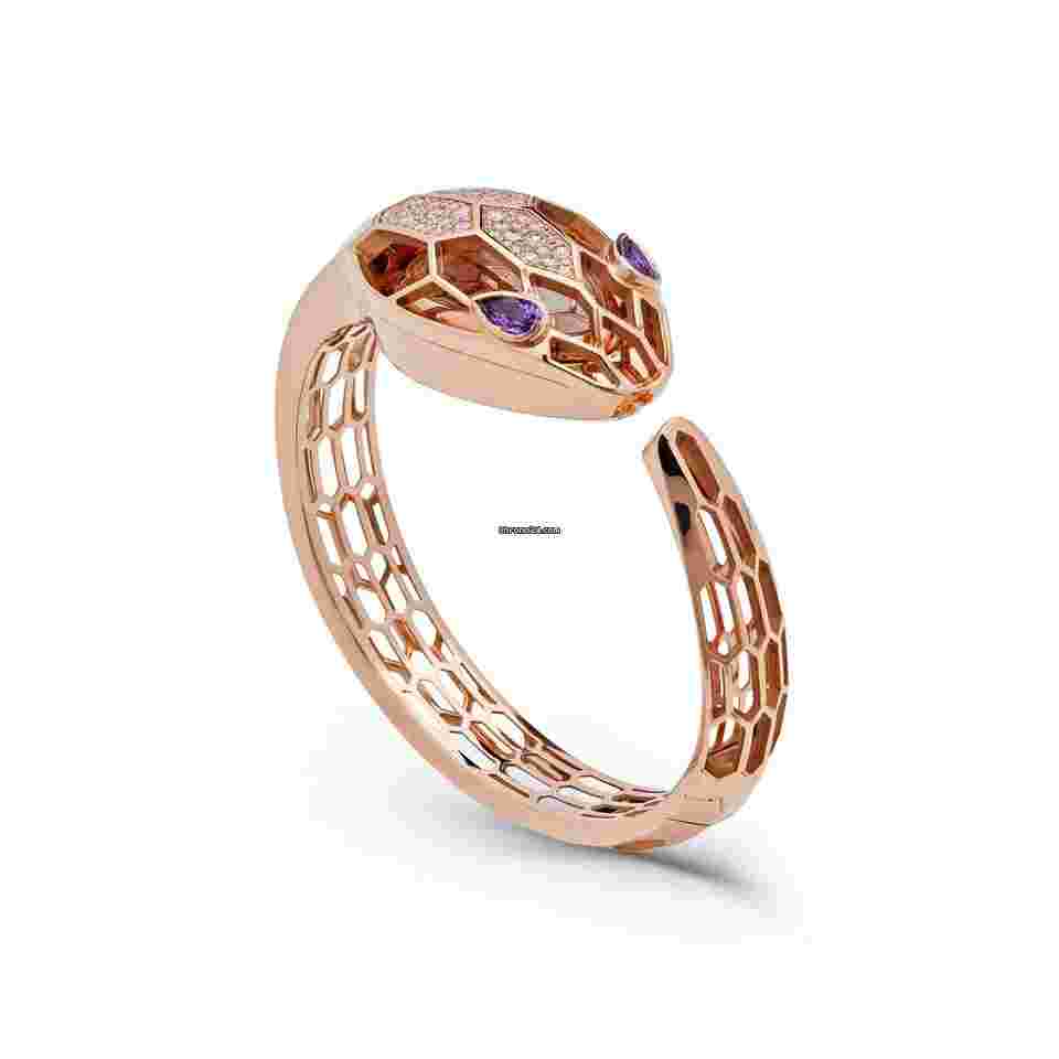 Bulgari Serpenti
Spiga Watch 102573 Rose Gold Diamond and Sapphire