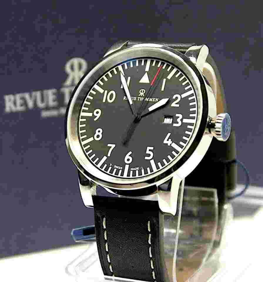 Revue Thommen Airspeed Intrument XXL AUTOMATIC 47mm black