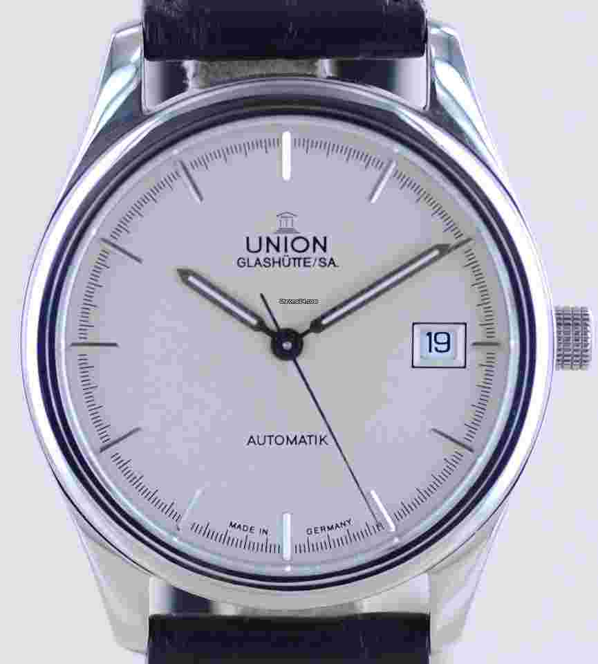 Union Glashütte
                           
                                 Diplomat Klassik Datum Cal 26 GO Manufakturwerk Automatik Dresswatch