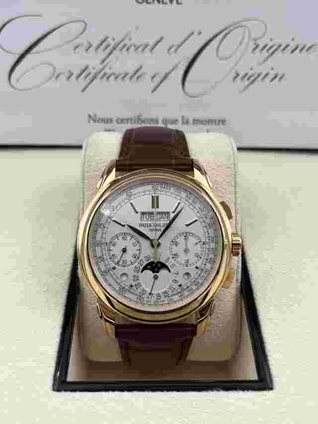 Patek Philippe Perpetual Calendar Chronograph
                           
                                 Grand Complications Perpetual Calendar Yellow Gold Leather Strap 5270J Unworn 2023