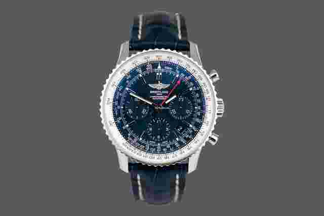 Breitling Navitimer
                           
                                 Blue Sky Le 60th Anniversary
