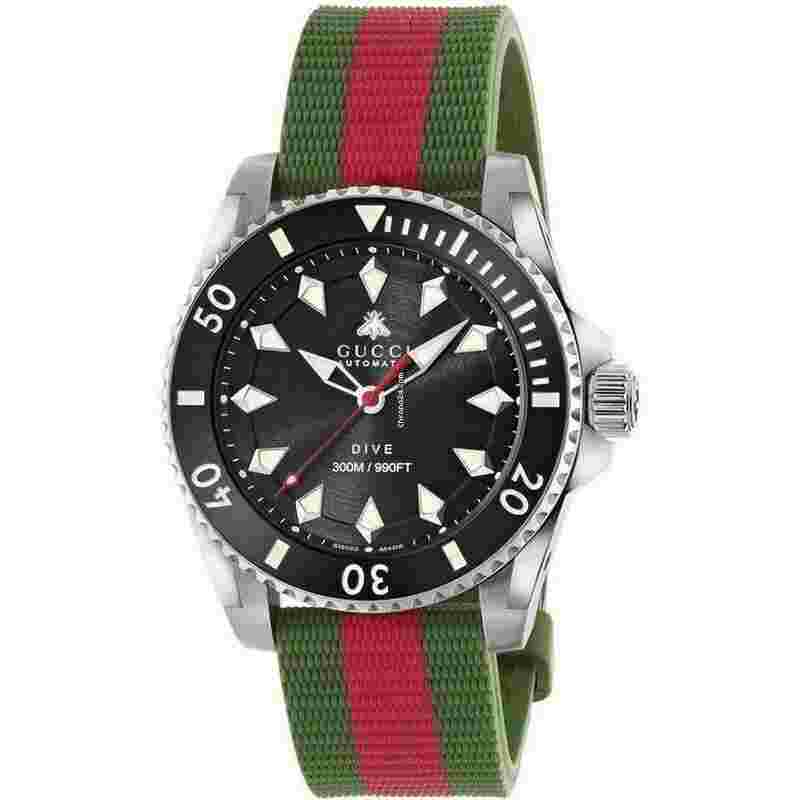 Gucci Dive
Timepieces Dive 40mm automatic watch YA136349