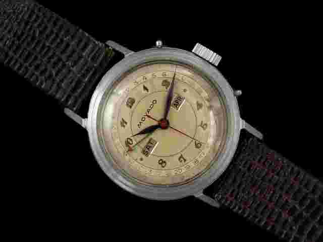 Movado 1940's Vintage Triple Calendar Mens Stainless Steel Watch - The Calendograph