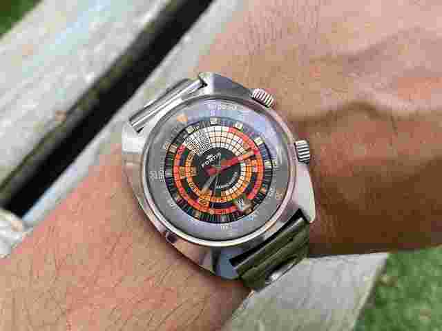 Fortis Marinemaster
                           
                                 1968 SUPER-COMPRESSOR Swiss vintage automatic DIVER watch Cal. ETA 2452 Ref. 6237