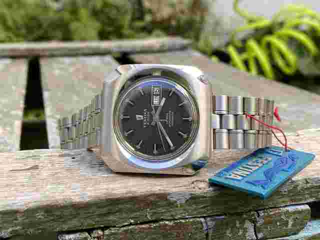 Festina
                           
                                 N.O.S. FESTINA Antique Swiss automatic watch LARGE SIZE 10 ATM Cal. ETA 2788