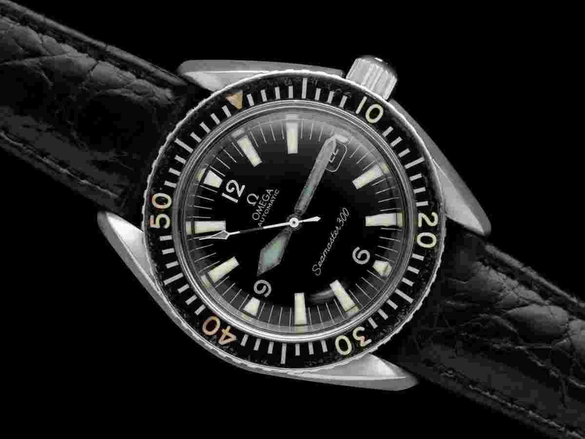 Omega Seamaster 300
                           
                                 1968 Seamaster 300 Vintage Mens Stainless Steel Divers Watch - Ref. 166.024