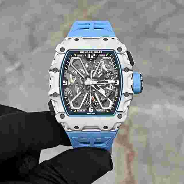 Richard Mille RM 035
                           
                                 Unworn 2022 RM 35-03 Rafa Nadal White Carbon / Quartz TPT