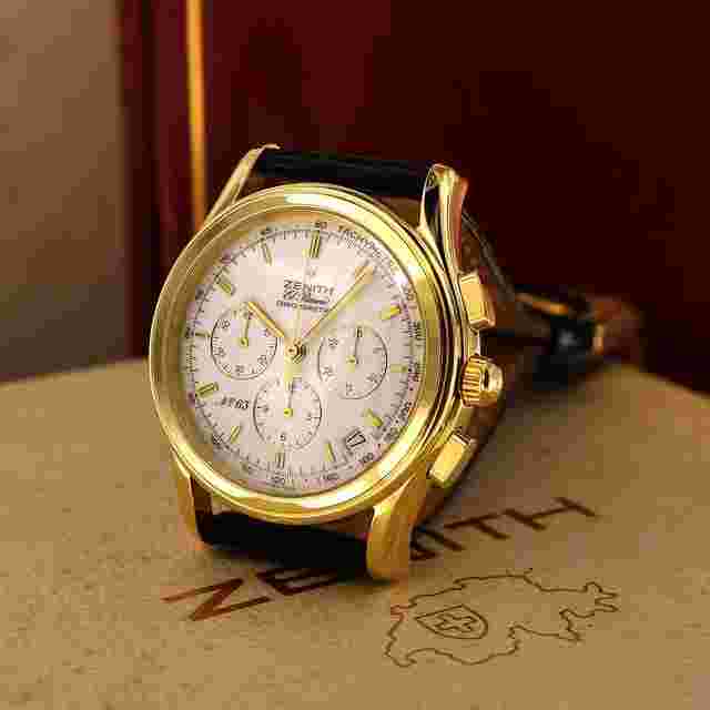 Zenith El Primero
                           
                                 18kt Gold Limited Edition 700th Swiss Confederation Full Set