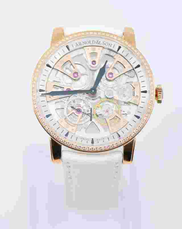 Arnold & Son
                           
                                 Nebula Diamond