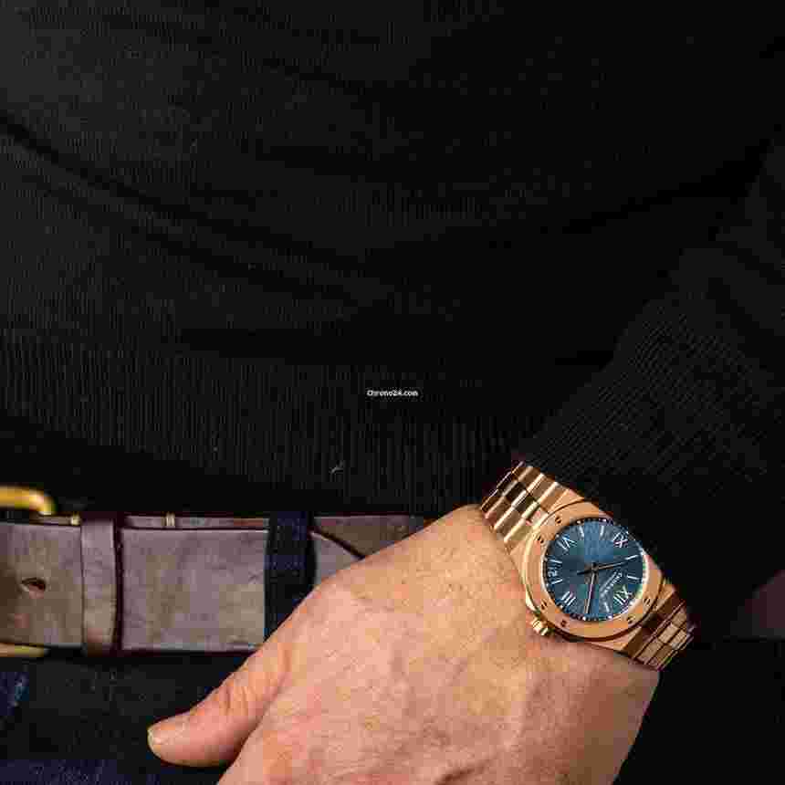Chopard Alpine Eagle
                           
                                 Large Rose Gold Blue Men’s Watch 295363-5001
