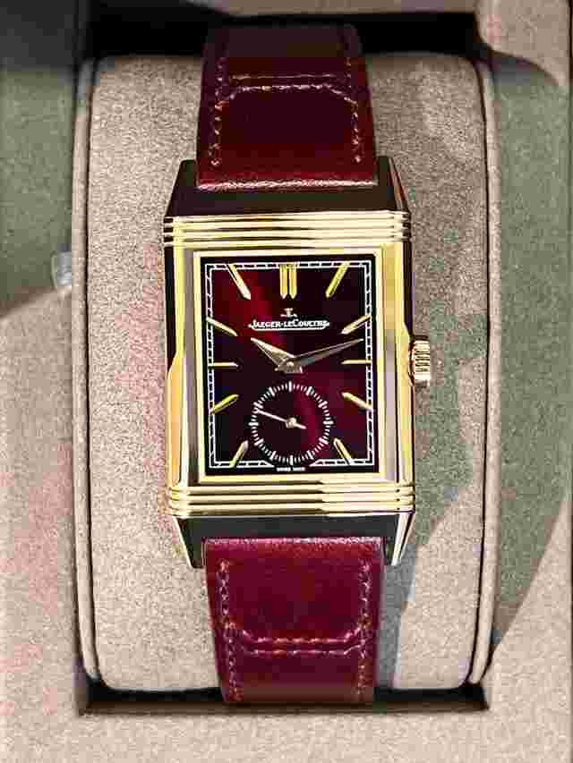 Jaeger-LeCoultre Reverso
                           
                                 Boutique New 2025 Tribute Small Seconds Rose Gold Burgundy Dial Q713256J