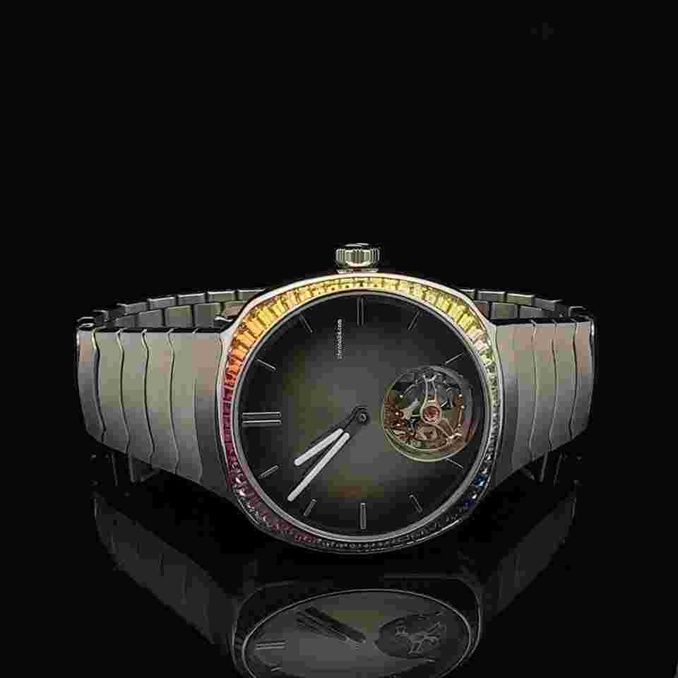 H.Moser & Cie.
                           
                                 Streamliner Tourbillon 40mm - Rainbow 6804-1201