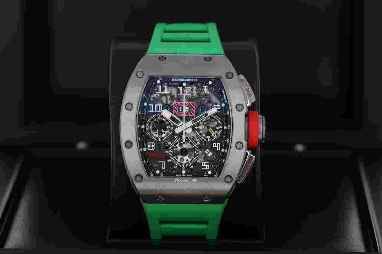 Richard Mille RM 011
Felipe Massa Edition Annual Calendar Chronograph Flyback Grade 5 Titanium Skeleton