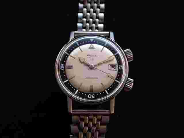 Alpina Seastrong
                           
                                 Rare Vintage Seastrong 10 Automatic Diver Men's Watch 60's