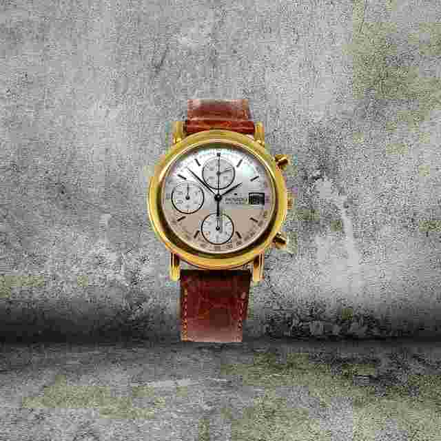 Movado
                           
                                 1881 CLUB LIMITED CHRONOGRAPH MOP 40.A7.870 18kt
