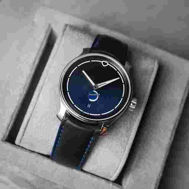 Ming
                           
                                 Moonphase
