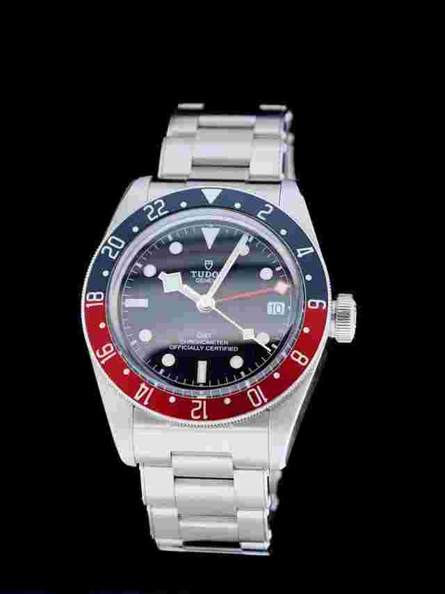Tudor Black Bay GMT
                           
                                 "Pepsi" 79830RB Unworn in Factory Seals Full Set B&P 11-2021 NL