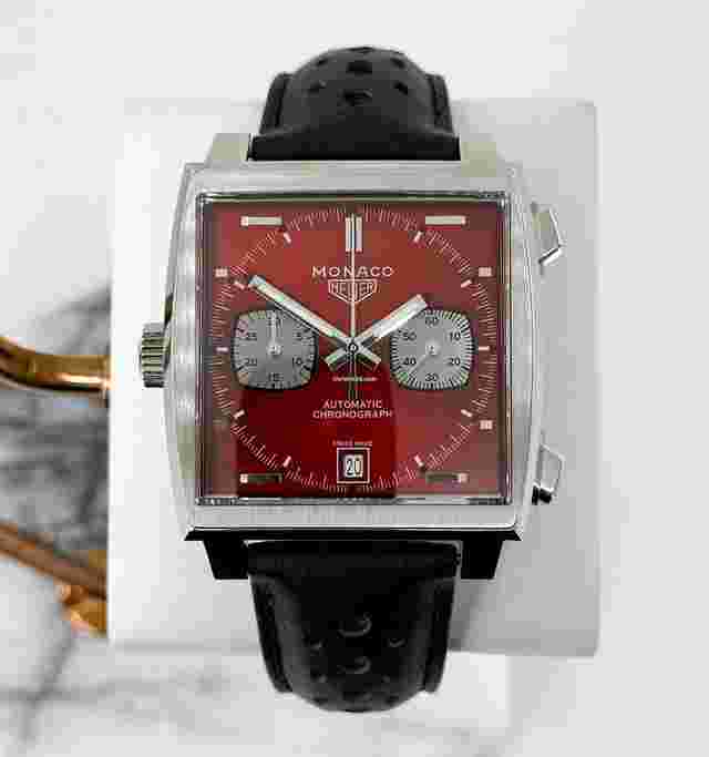TAG Heuer Monaco
                           
                                 Limited Edition Monaco 169 Red Dial CAW211W.FC6467